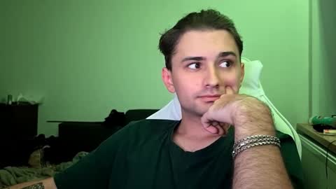 Snapshot of teasenova chatting on October 2025 06:09:01 PM Vlad online show from October 2025 06:09:01 PM