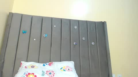 queen online show from February 2025 10:59:02 AM