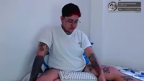 Snapshot of techno_420 chatting on September 2025 04:39:01 PM Charlee He online show from September 2025 04:39:01 PM