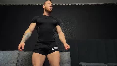 Andy Psy online show from November 2025 08:25:02 AM