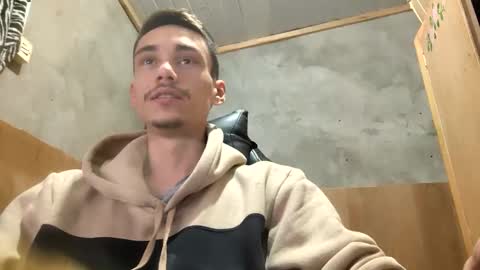 tecnicogatu online show from October 2025 04:18:02 AM