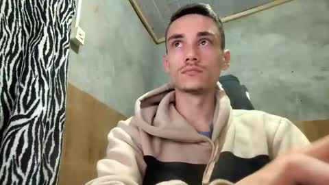 tecnicogatu online show from November 2025 04:45:02 AM