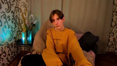 Snapshot of ted_lunn chatting on November 2025 06:56:02 PM Ted online show from November 2025 06:56:02 PM