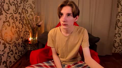 Snapshot of ted_lunn chatting on November 2025 07:16:02 PM Ted online show from November 2025 07:16:02 PM