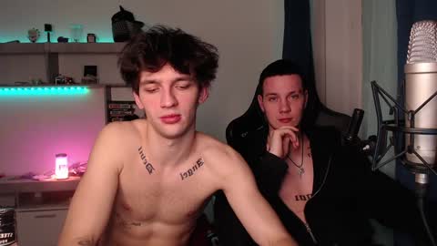 Snapshot of teddy_mode chatting on December 2024 12:48:02 AM Teddy online show from December 2024 12:48:02 AM