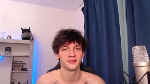 Snapshot of teddy_mode chatting on December 2024 12:10:02 AM Teddy online show from December 2024 12:10:02 AM