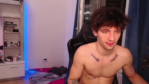 Snapshot of teddy_mode chatting on December 2024 05:25:02 AM Teddy online show from December 2024 05:25:02 AM