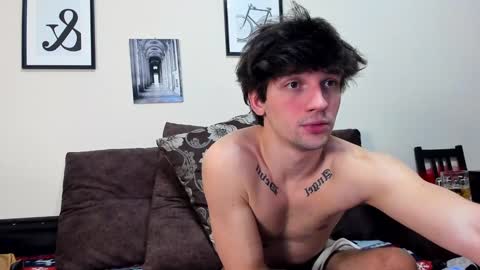 Snapshot of teddy_mode chatting on January 2025 06:59:02 PM Teddy online show from January 2025 06:59:02 PM