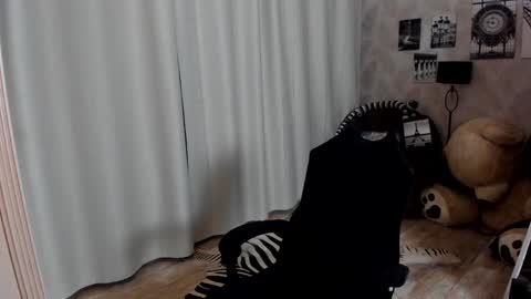 Snapshot of teddy_mode chatting on January 2025 01:34:02 AM Teddy online show from January 2025 01:34:02 AM