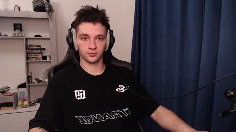 Snapshot of teddy_mode chatting on January 2025 06:43:02 PM Teddy online show from January 2025 06:43:02 PM