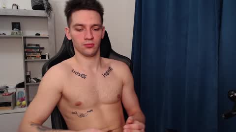 Snapshot of teddy_mode chatting on January 2025 04:59:02 PM Teddy online show from January 2025 04:59:02 PM