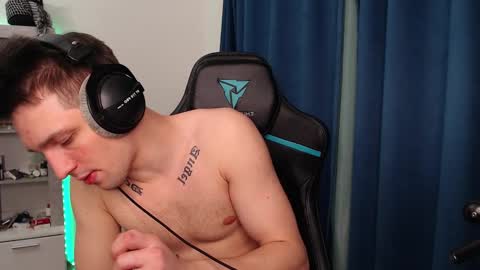 Snapshot of teddy_mode chatting on February 2025 01:12:02 AM Teddy online show from February 2025 01:12:02 AM