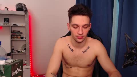 Snapshot of teddy_mode chatting on February 2025 10:05:01 AM Teddy online show from February 2025 10:05:01 AM