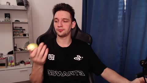 Snapshot of teddy_mode chatting on February 2025 11:55:02 AM Teddy online show from February 2025 11:55:02 AM