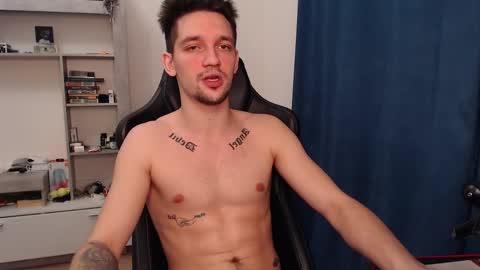 Snapshot of teddy_mode chatting on February 2025 08:24:01 PM Teddy online show from February 2025 08:24:01 PM