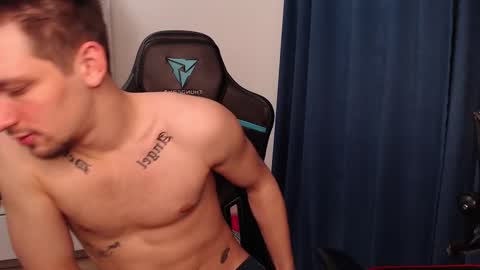 Snapshot of teddy_mode chatting on February 2025 09:15:02 PM Teddy online show from February 2025 09:15:02 PM