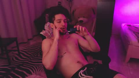 Snapshot of teddy_mode chatting on March 2025 03:30:01 AM Teddy online show from March 2025 03:30:01 AM