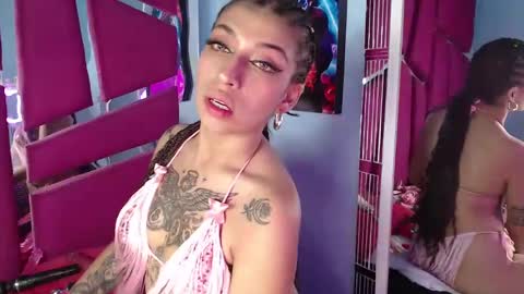 Tayloor online show from December 2024 06:45:02 AM