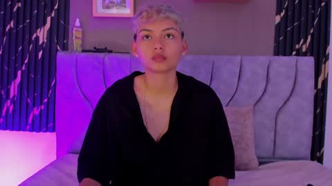 Snapshot of tefi_meow_ chatting on June 2026 05:14:01 PM Estefani online show from June 2026 05:14:01 PM