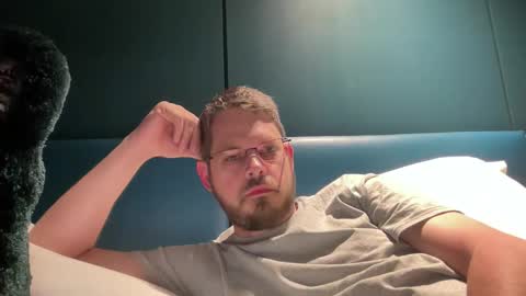 Telb online show from April 2026 10:45:01 PM