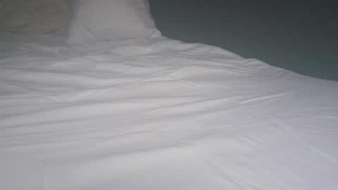 Viv West online show from September 2025 05:51:01 AM