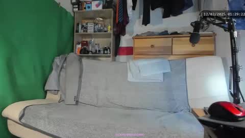 Virg Lszl online show from February 2025 12:27:01 AM