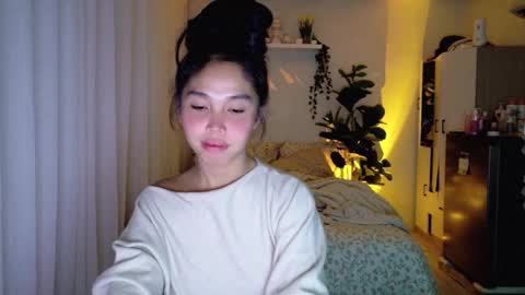 temptessa20 online show from October 2025 01:24:02 PM