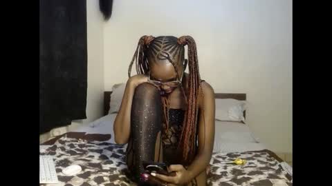Snapshot of tempting_vibe chatting on May 2026 10:48:02 PM tempting_vibe online show from May 2026 10:48:02 PM