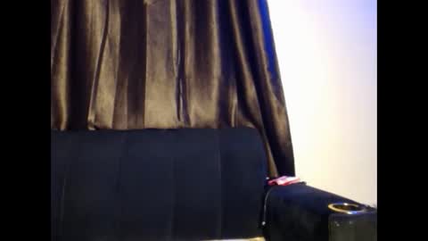 Snapshot of tempting_vibe chatting on June 2026 06:46:02 PM tempting_vibe online show from June 2026 06:46:02 PM