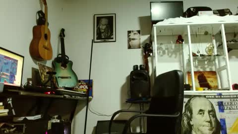 teoyes_ online show from February 2026 04:57:02 AM