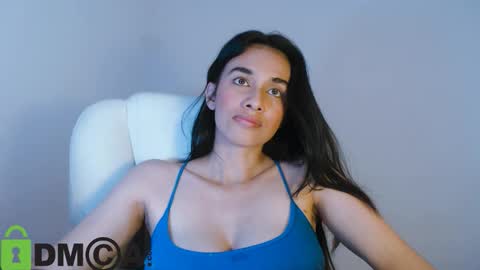 Lisa online show from December 2025 03:28:02 PM