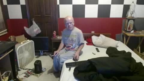 Snapshot of terdy2366 chatting on January 2025 06:12:01 AM terdy2366 online show from January 2025 06:12:01 AM