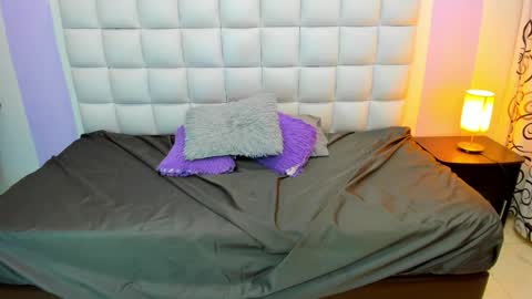 Snapshot of teresasroom_ chatting on December 2025 12:11:02 PM Teresa online show from December 2025 12:11:02 PM