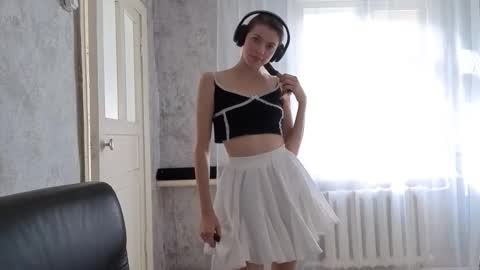 Anny Simpson online show from October 2025 05:58:02 AM