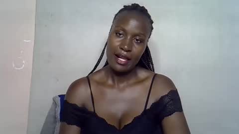 terriam online show from November 2025 05:46:01 PM