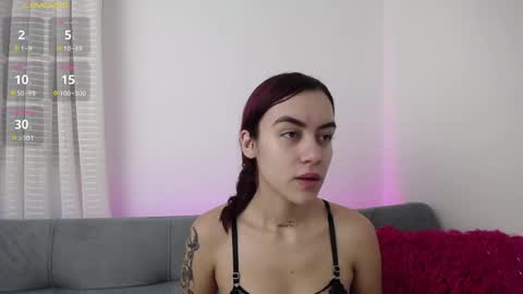 Tessa foxie      online show from May 2026 11:28:01 AM
