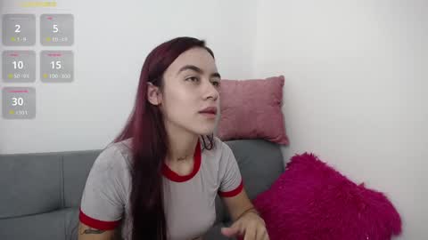 Tessa foxie      online show from May 2026 11:18:01 AM