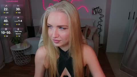 TessaHamilton online show from April 2026 10:13:01 AM