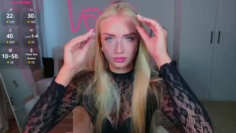 TessaHamilton online show from August 2026 07:29:01 AM