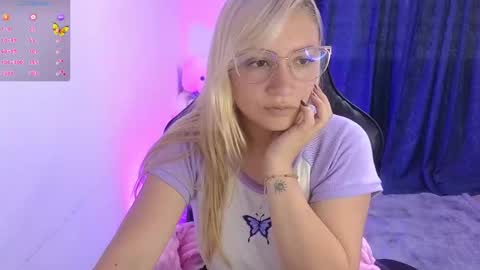 Snapshot of tessawhisnton chatting on January 2025 04:48:01 PM Tessy online show from January 2025 04:48:01 PM