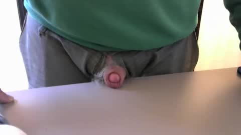 Test the Chat online show from November 2025 06:20:01 PM