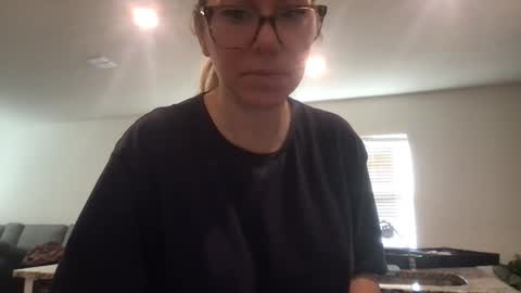 Daphne Summers online show from November 2025 07:36:02 PM