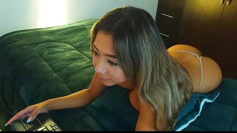 texas_curvykitten online show from May 2026 09:24:01 AM