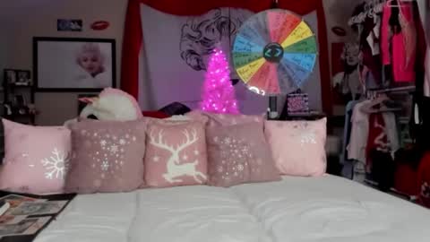 peachy online show from January 2025 12:04:02 AM