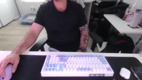 texasstrill online show from May 2026 09:01:02 PM