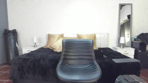 teylor creed online show from February 2025 07:56:01 PM