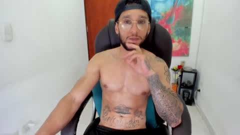 Cristhian Teylor online show from March 2025 01:53:01 AM