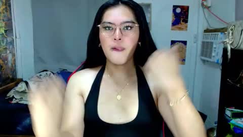 Snapshot of tgirlselena chatting on February 2026 04:30:01 AM tgirlselena online show from February 2026 04:30:01 AM