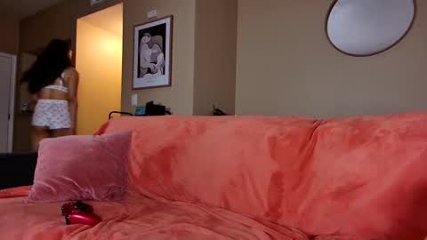 Snapshot of tgirltoesx chatting on March 2025 05:49:02 AM babygirlmami online show from March 2025 05:49:02 AM