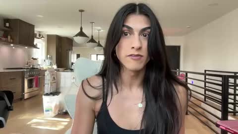 babygirlmami online show from April 2026 04:13:01 PM